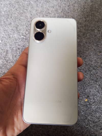Tecno Spark Go 2