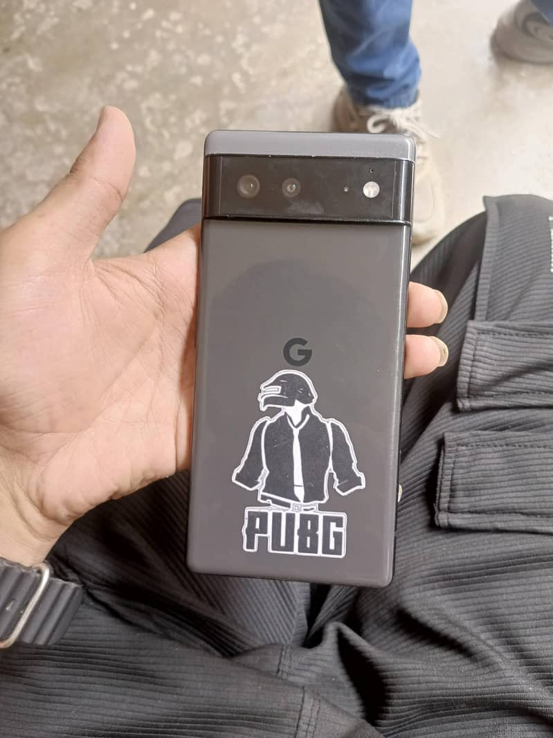 Google Pixel 6 4