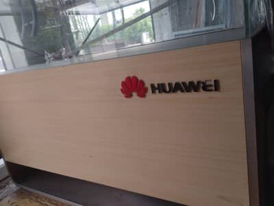 Huawei Mobile Shop Counter / Display Counter for Sale – Good Condition