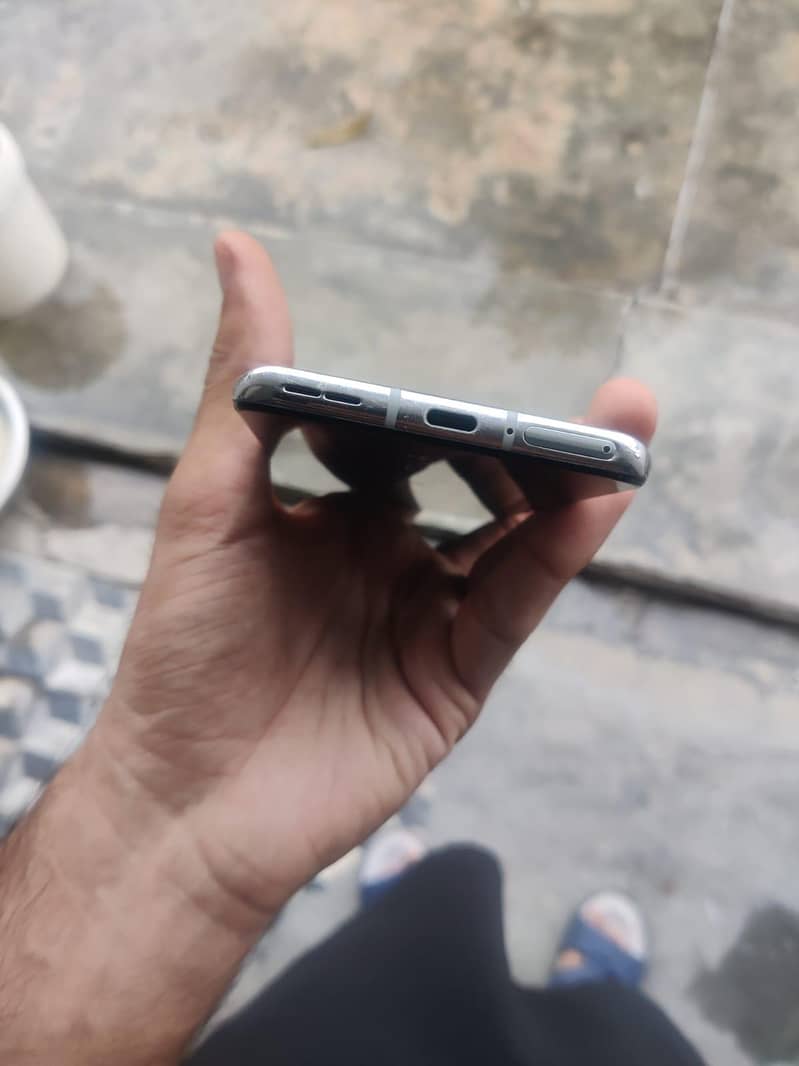 One Plus 8T 1