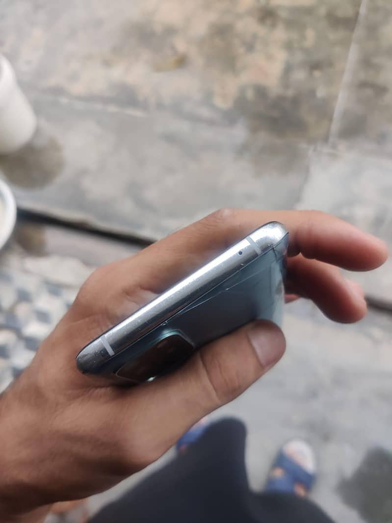 One Plus 8T 6