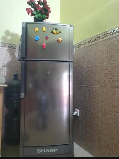 No Frost fridge medium size in excellent condition