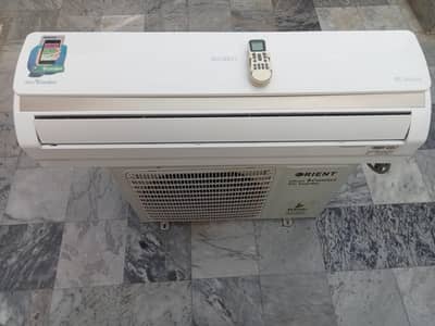 Orient Ac DC inverter 1.5 Ton Working condition/Gas stored
