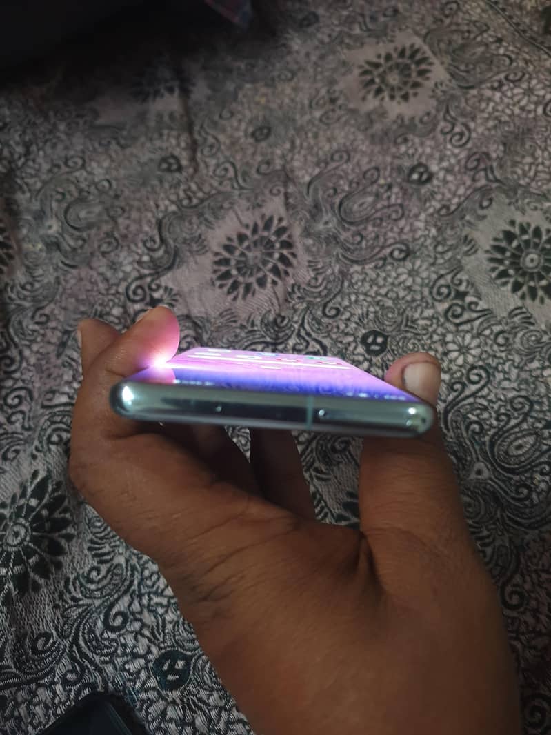 Samsung s10 3