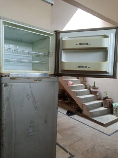 full size fridge in Surjani in just 23500