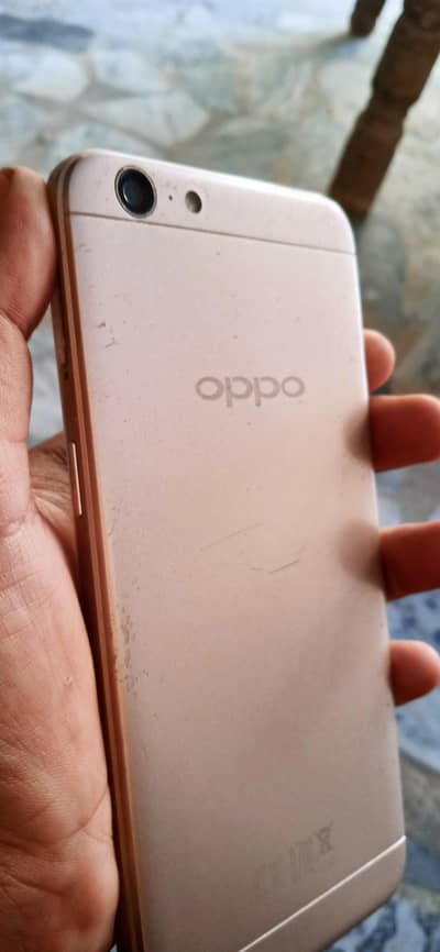OPPO A57