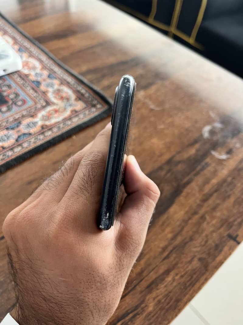 Apple iPhone 7 Plus 4