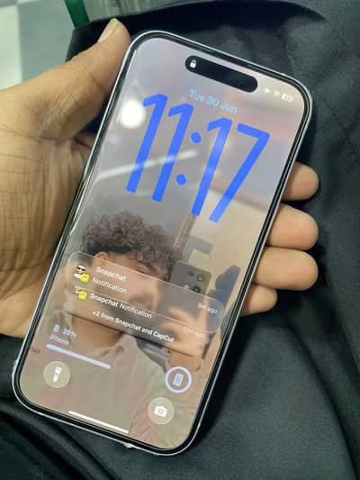 Apple iPhone 15