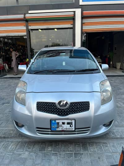 Toyota Vitz 2006