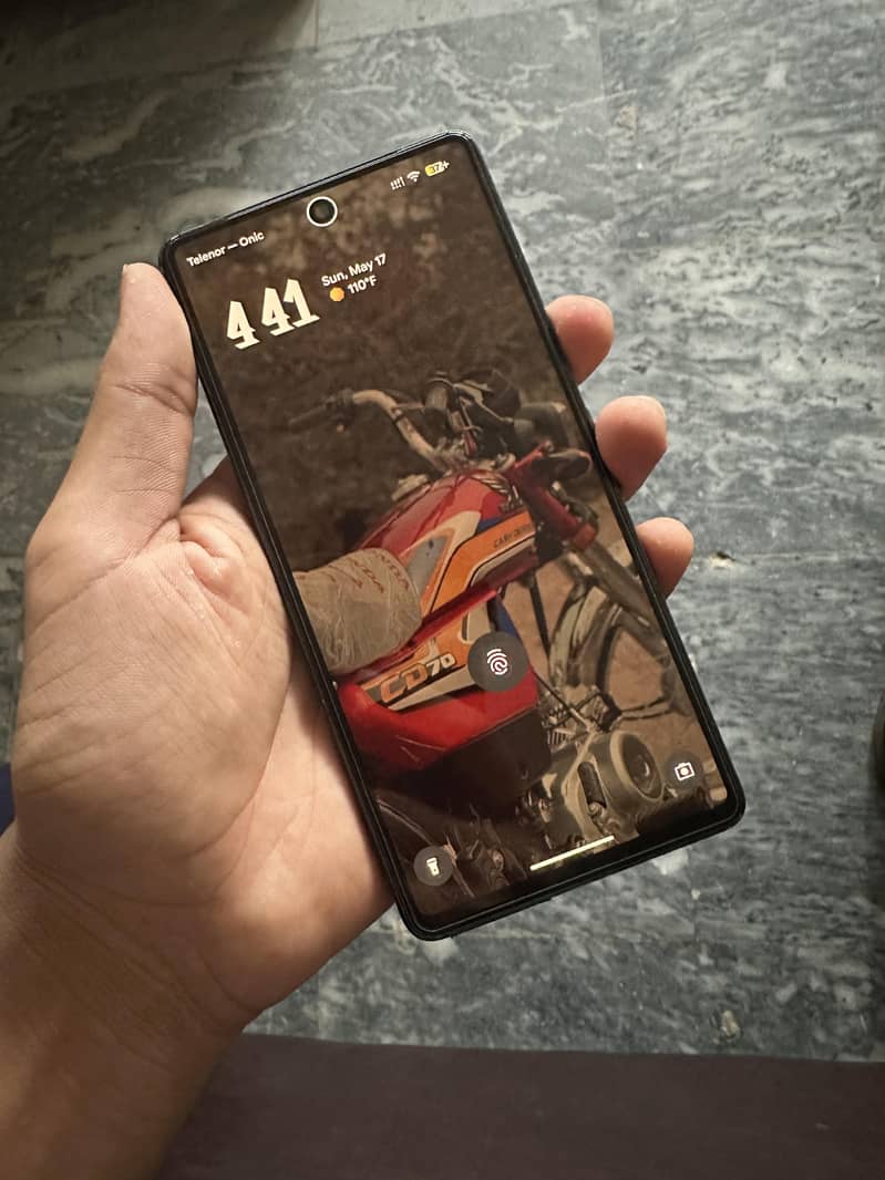 Google Pixel 7 4