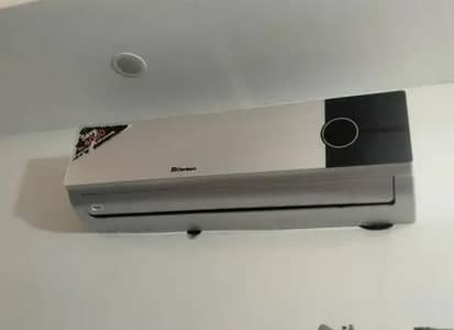 Dawlance 1.5 ton Non inverter totally genuine No repier luch condition