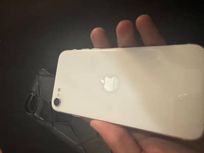 Apple iPhone SE 2020 all ok PTA APPROVED 64 gb whatsapp 03125382204