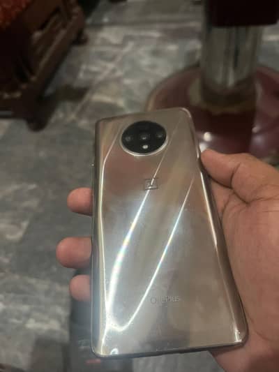One Plus 7T 8gb/256 gb no open repair koi fault no charger sath hai