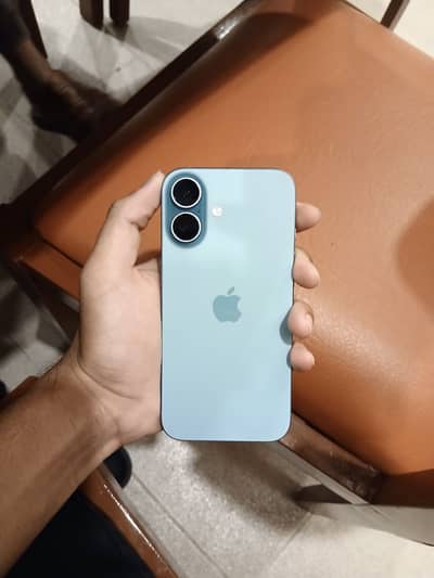 Apple iPhone 16