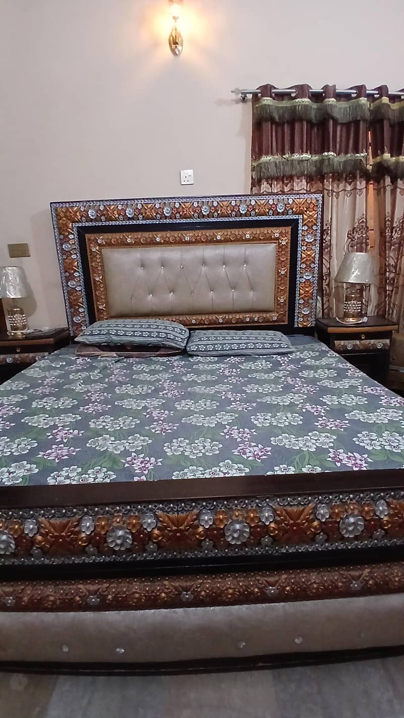 king size bed 1