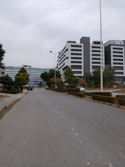 ZARAJ HOUSING SCHEME 14 Marla Plot Best Loaction