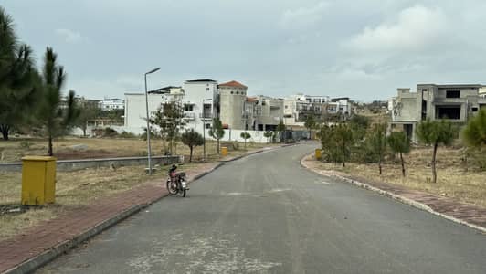 1 Kanal Prime Plot For Sale DHA Phase 3, Sector B, Street 113