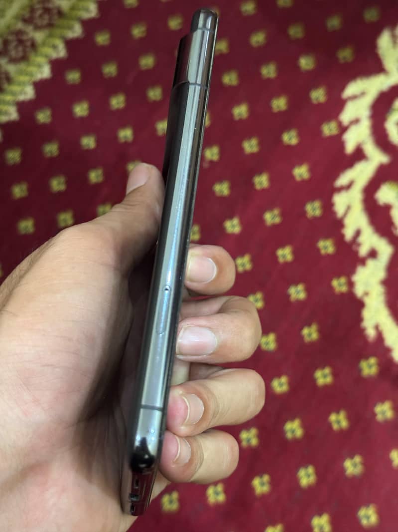 Google Pixel 8 Pro 2