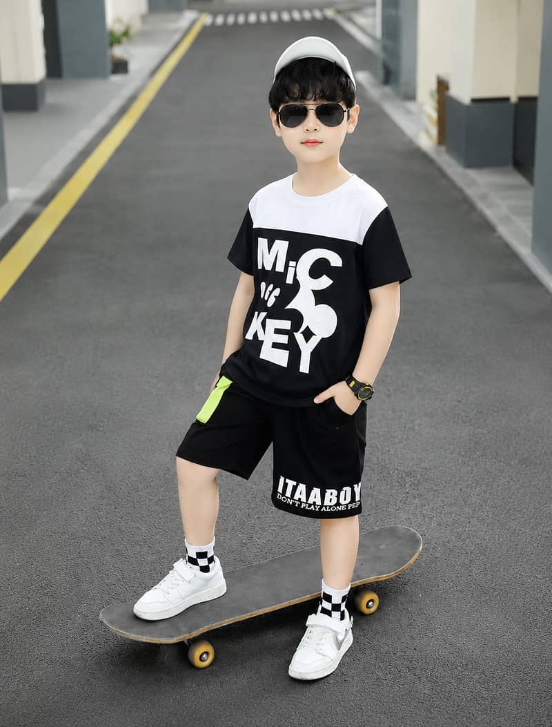 Basic tee 1
