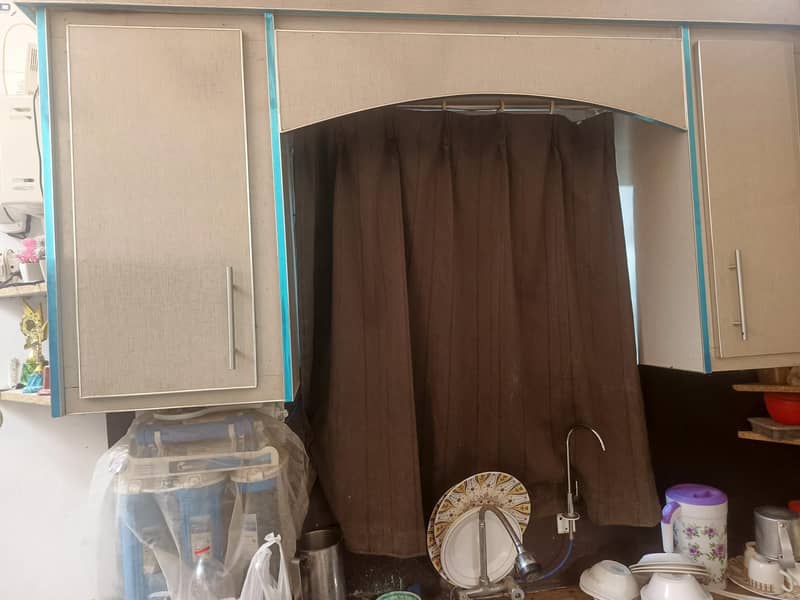 kitchen almari 3
