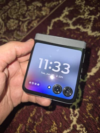 Motorola Razr 50