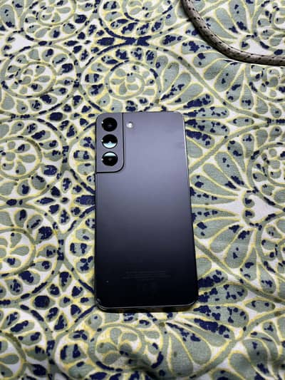 Samsung s22 Black 256gb Non PTA with original box 10 by 10 Exchange