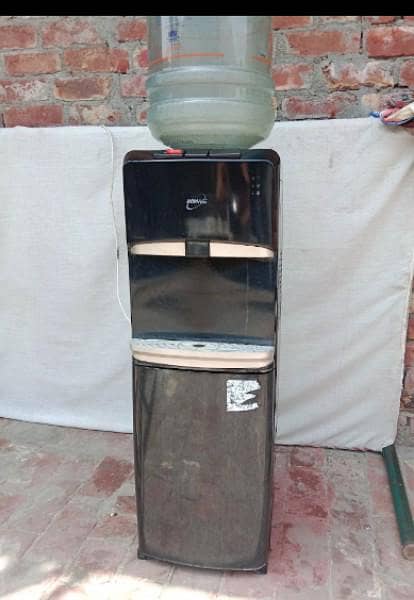 water dispensor 2