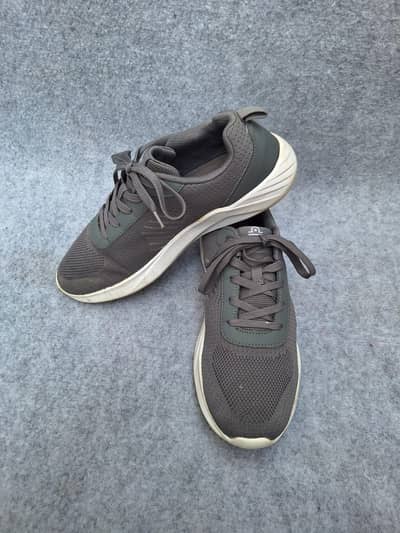 Imported Casual Sneakers Size EUR 44 | 8/10 Condition