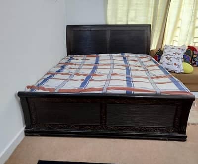 King Size Wooden Bed for Sale – Good Condition