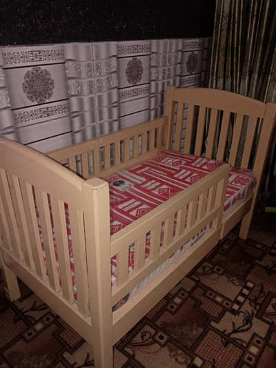 Baby Cot / Bed