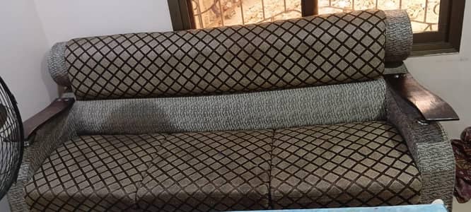 Sofa set for sale 3 seater plus 2 pieces single seater