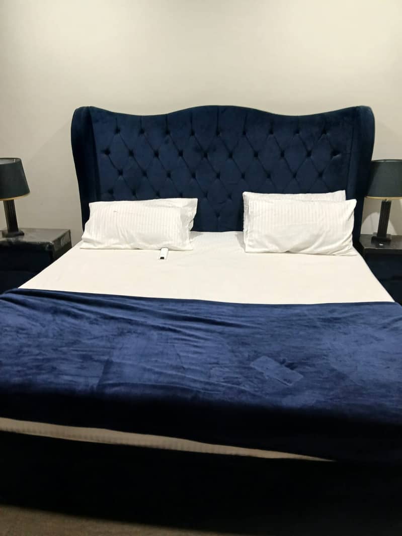 King size beds | side table | Dressing Table 4