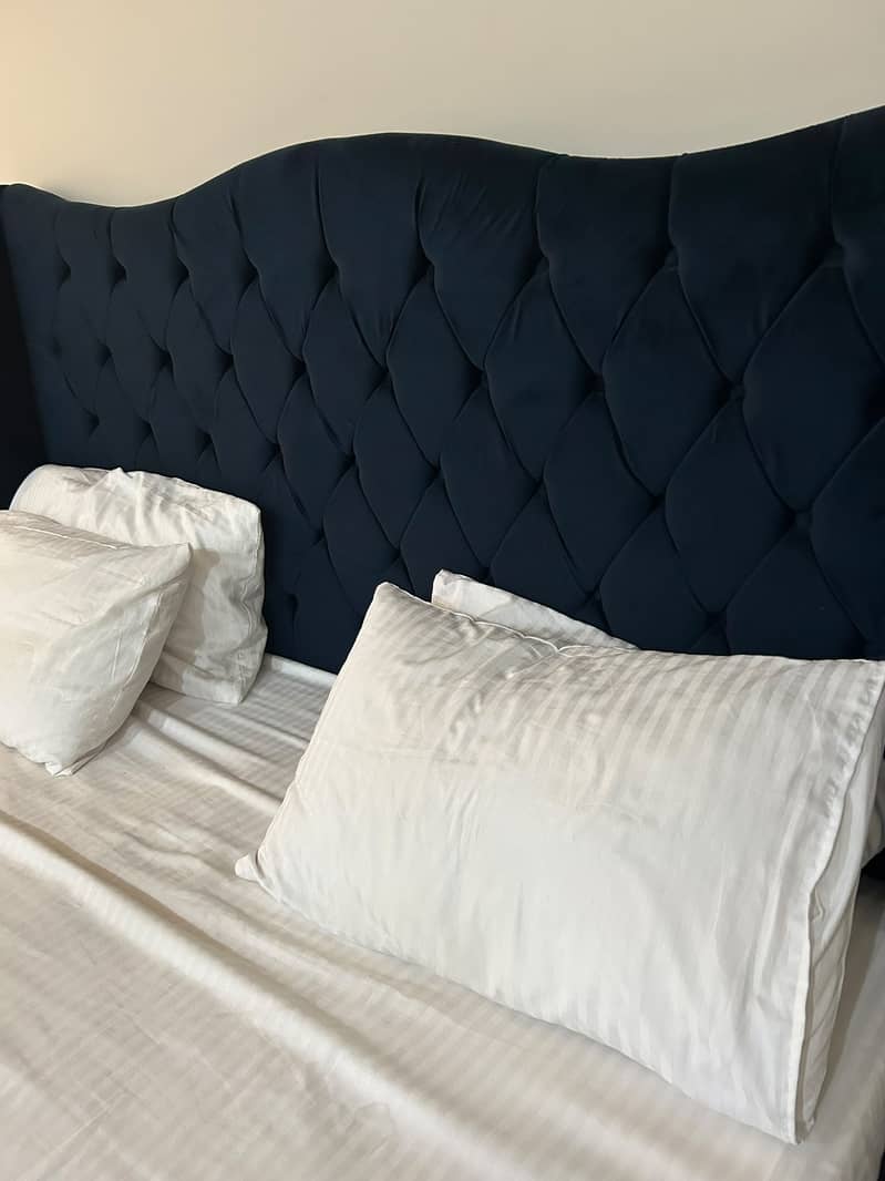 King size beds | side table | Dressing Table 6