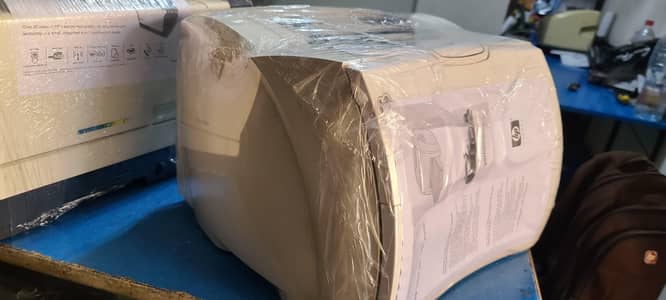 hp laderjet 1200 printer black and white