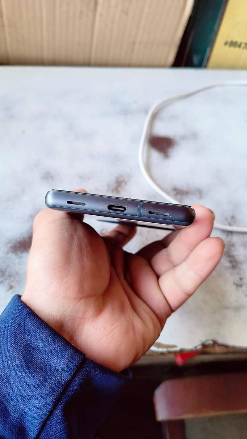 Google Pixel 7a 4