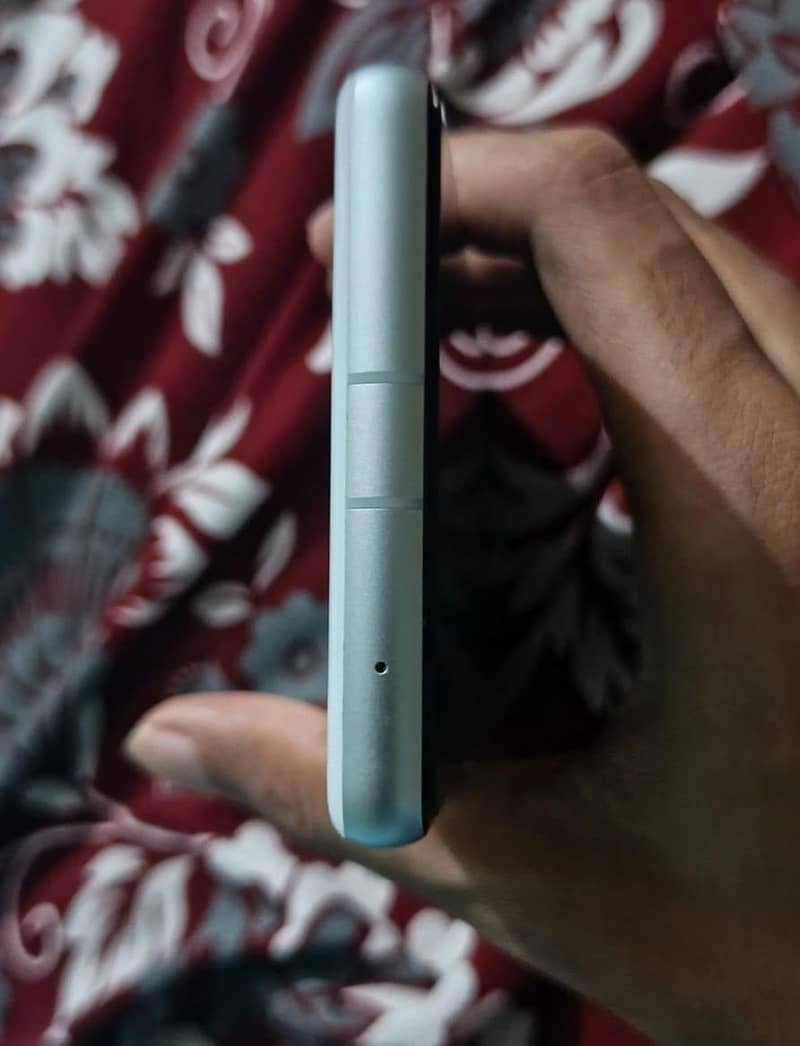 Google Pixel 7a 1