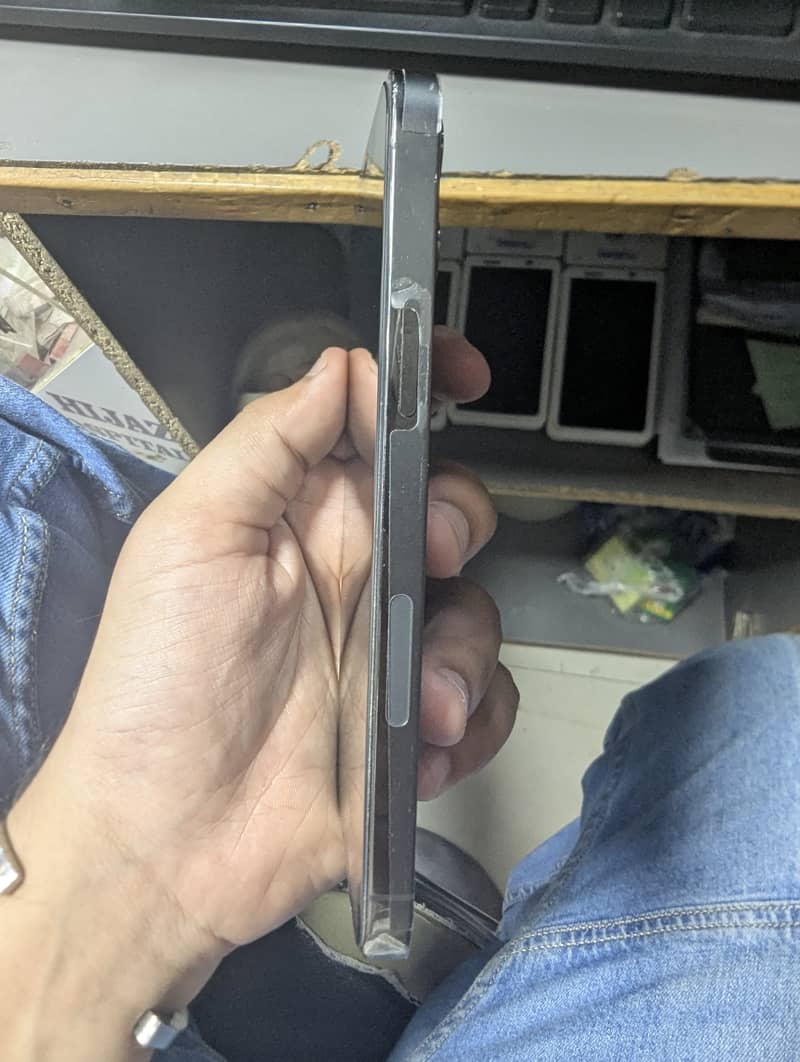 Apple iPhone 12 Pro 4