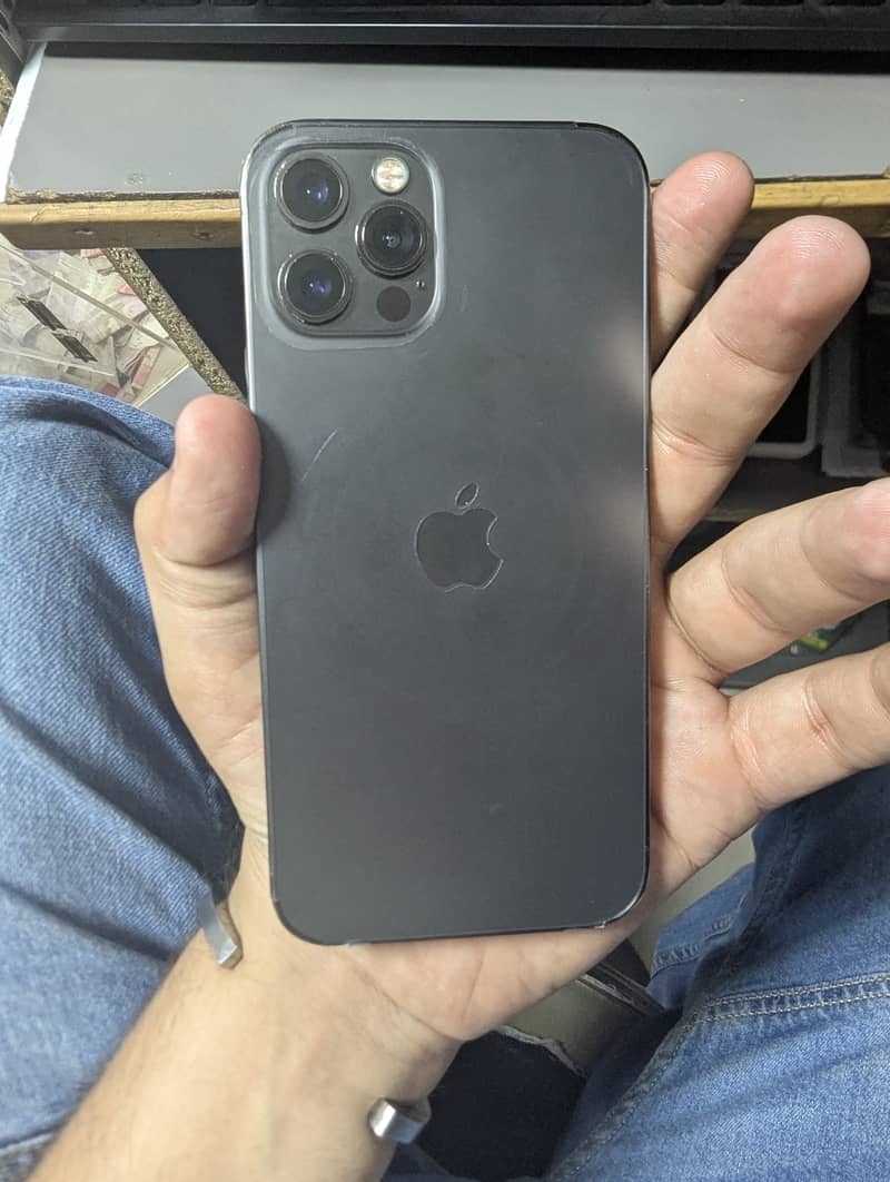 Apple iPhone 12 Pro 6
