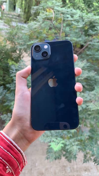 Apple iPhone 13