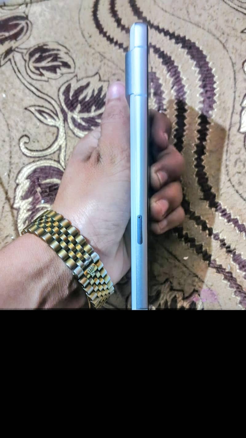 Google Pixel 7 4