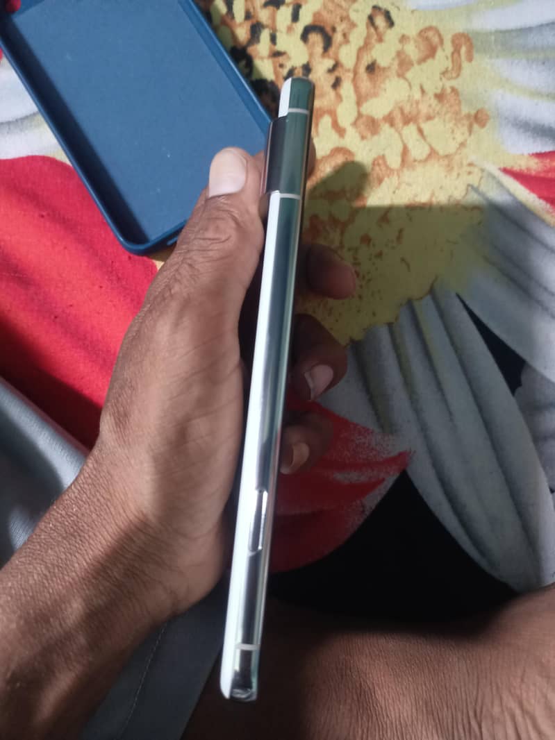 Google Pixel 8 Pro 1
