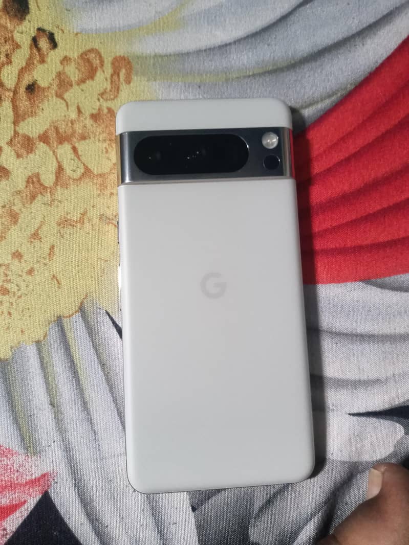Google Pixel 8 Pro 2