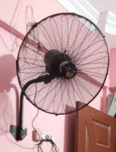 Wall Mouted Fan 24" Size