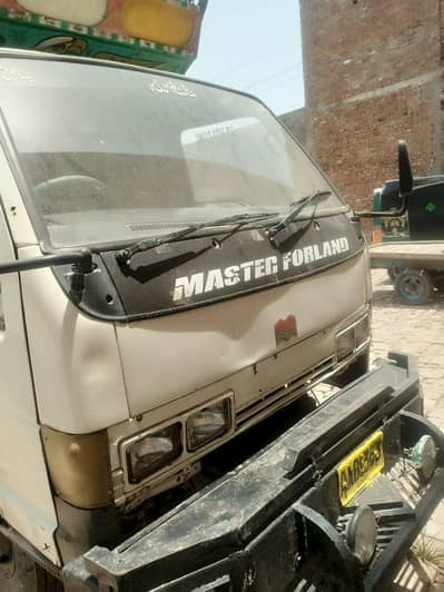 Master Truck 2005 Model 16ft