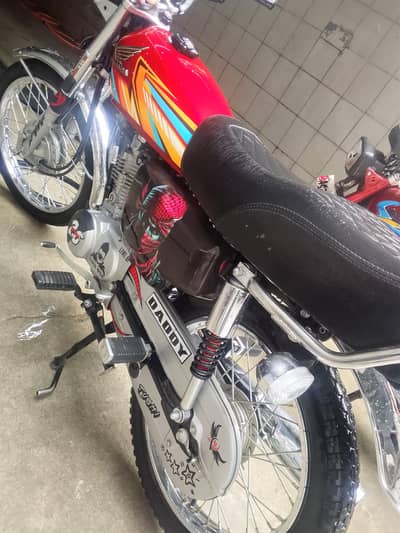 Honda 125 25/26
