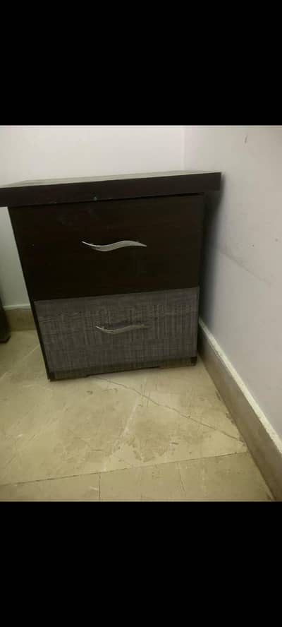 2 side tables  good condition