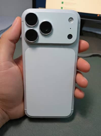 Apple iPhone 17 Pro Max grey colour