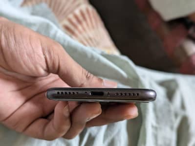 Apple iPhone 8