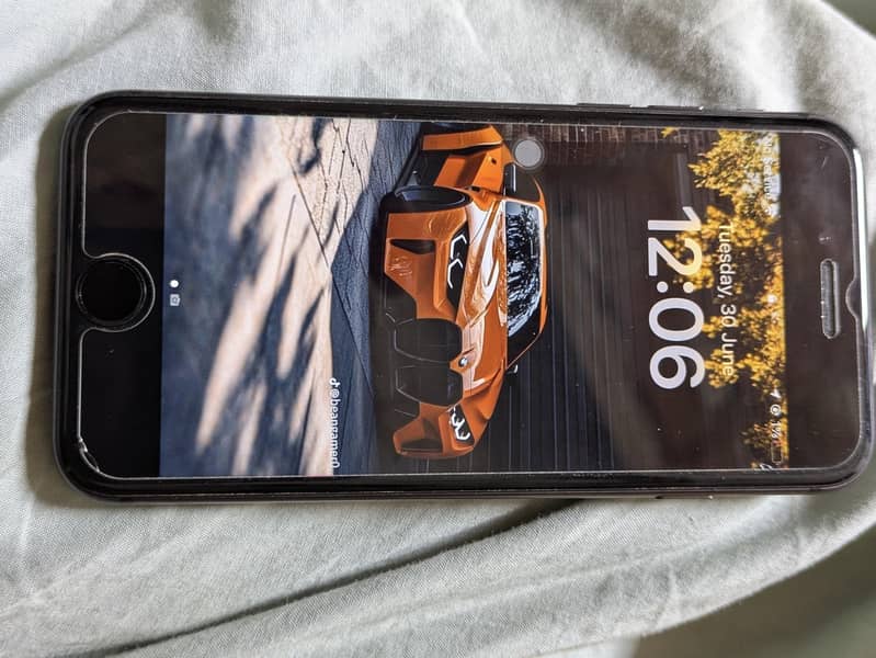 Apple iPhone 8 4