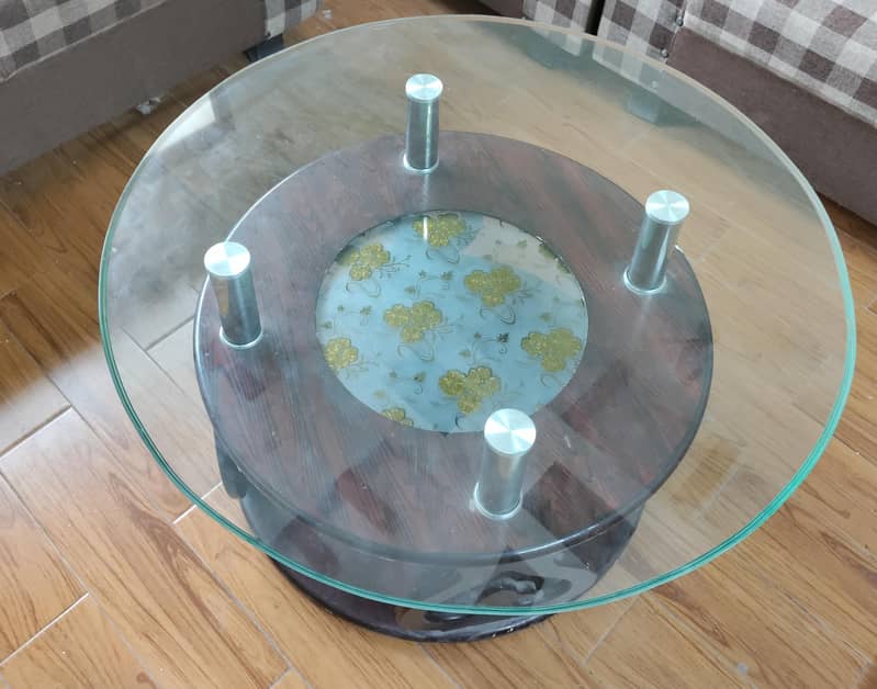 Sofa Set and Centre Table 3